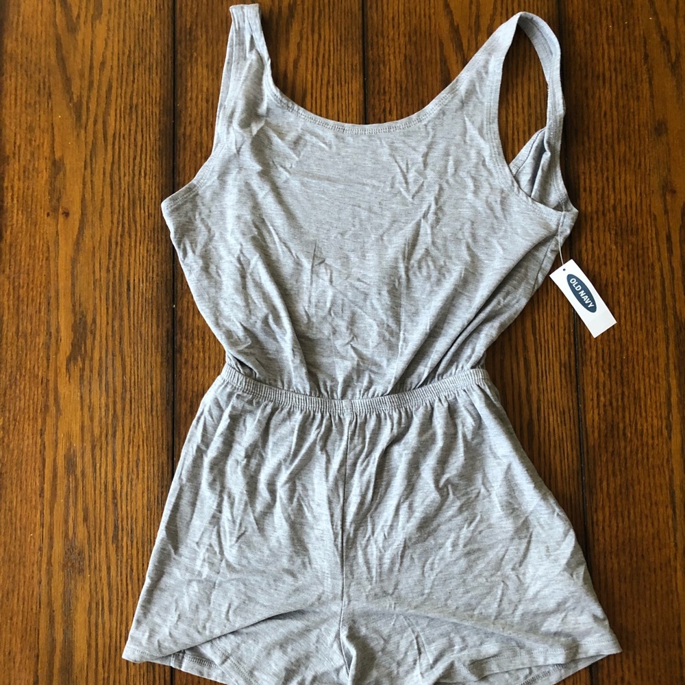Old Navy Sleeveless Romper NWT